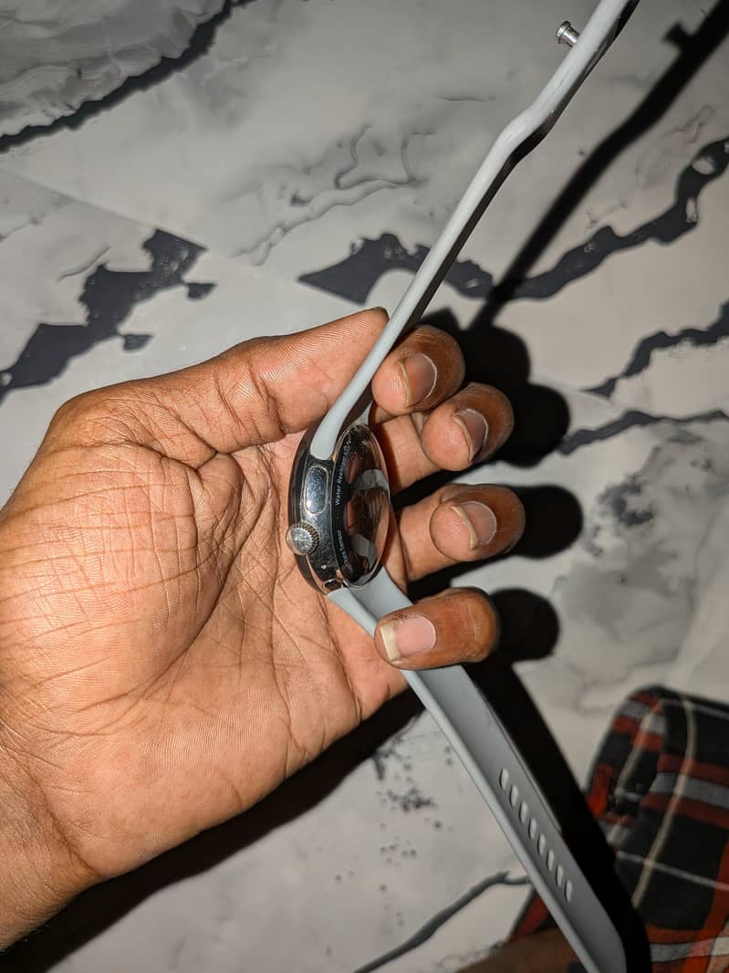Google pixel watch ⌚ 10/10 condition 3