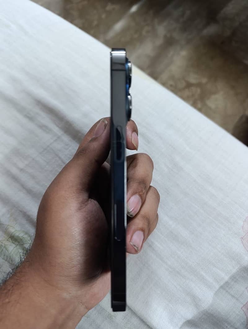 iPhone 13 pro 5