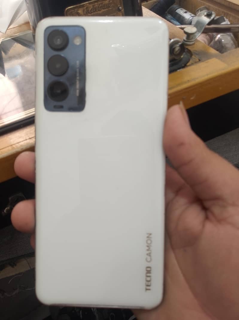 tecno camon 18t 1