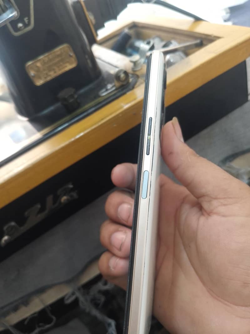 tecno camon 18t 5