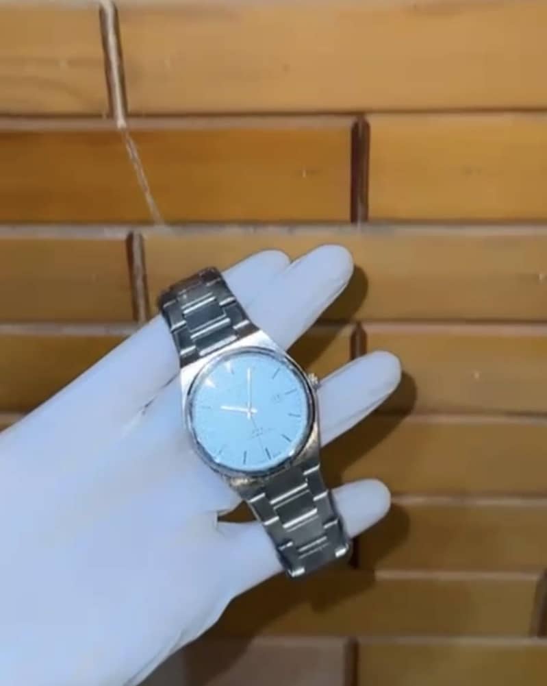 Watch 0