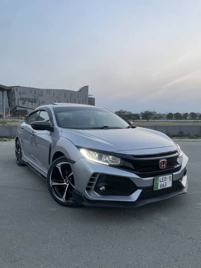 Honda Civic Oriel 1.8 I-VTEC