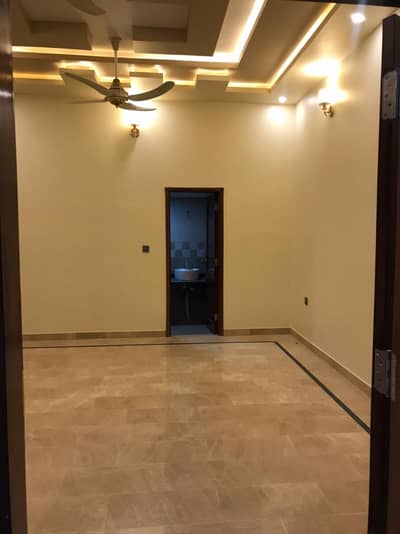 400 sq yards beutyfull new portion for rent in sadaf society