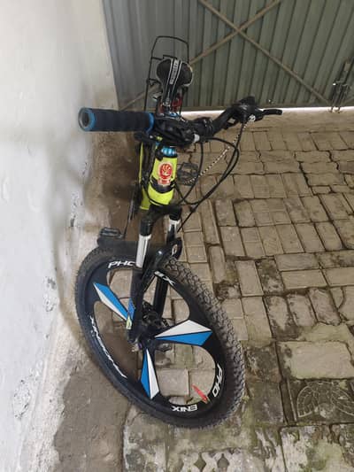one year use 100% running condition only for sale