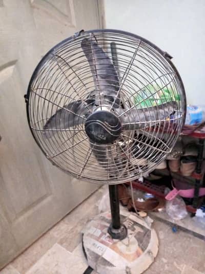 hamza fans good condition  urgent sale