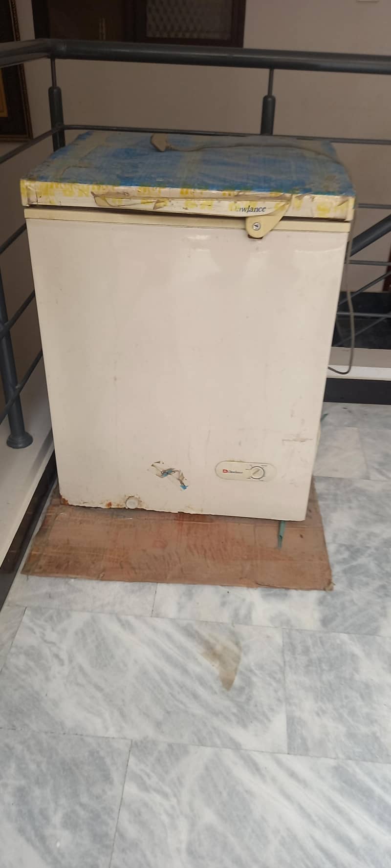 single door deep freezer (without compressor) 2