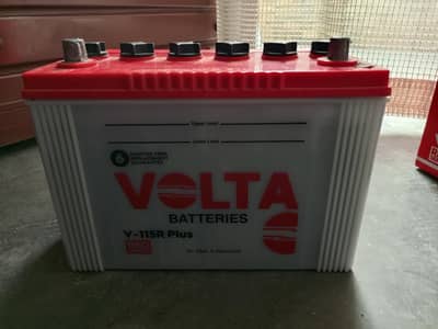 11 plates batteries ha bht km use hoe ha , condition 10/10 ha