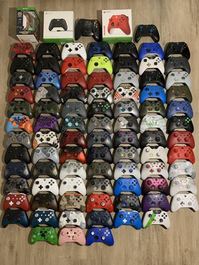 Xbox one and Series x controllers