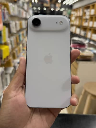 IPhone 17 Air 256gb Sky Blue PTA Approved 14 Cycle count