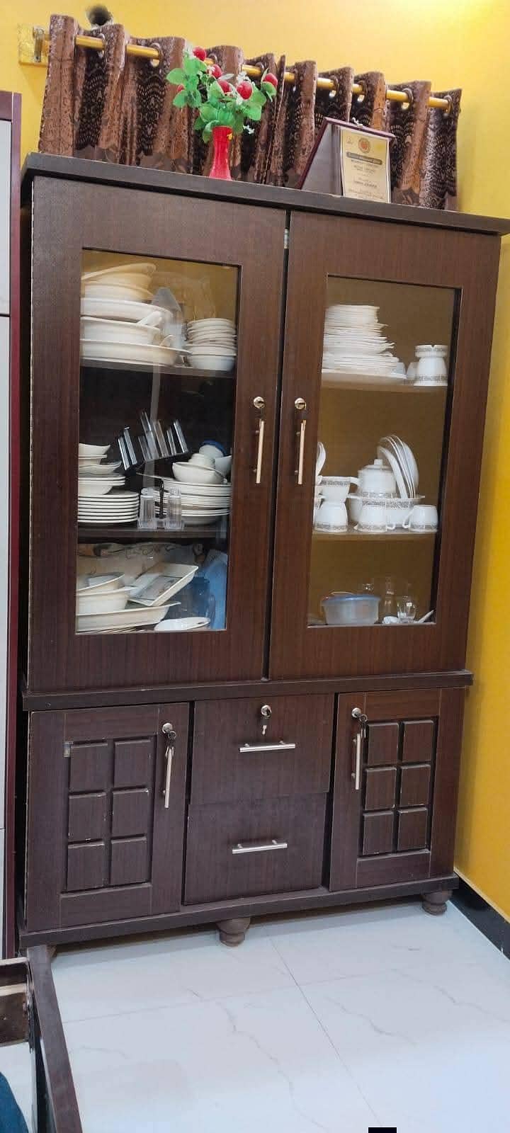 farnichar good condition 2