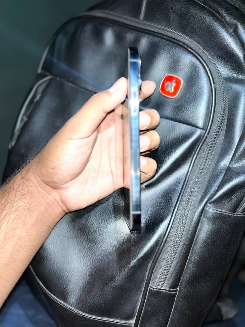 iphone 13 pro max 4