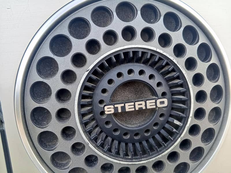 Radio taperecorder  sharp 4