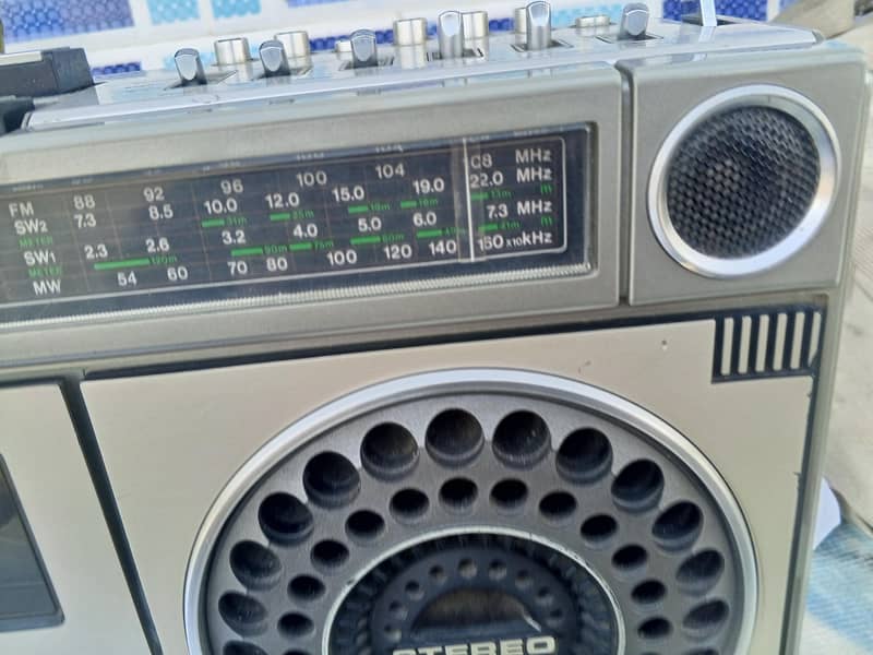 Radio taperecorder  sharp 7