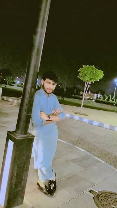 mujhay job ki zarorat hai house keeping me expert hon