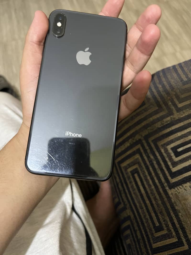 IPhone XS Max 0