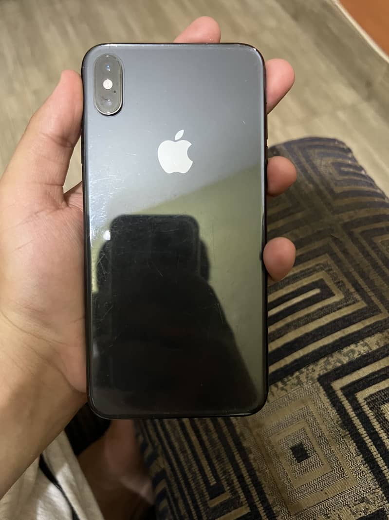 IPhone XS Max 1