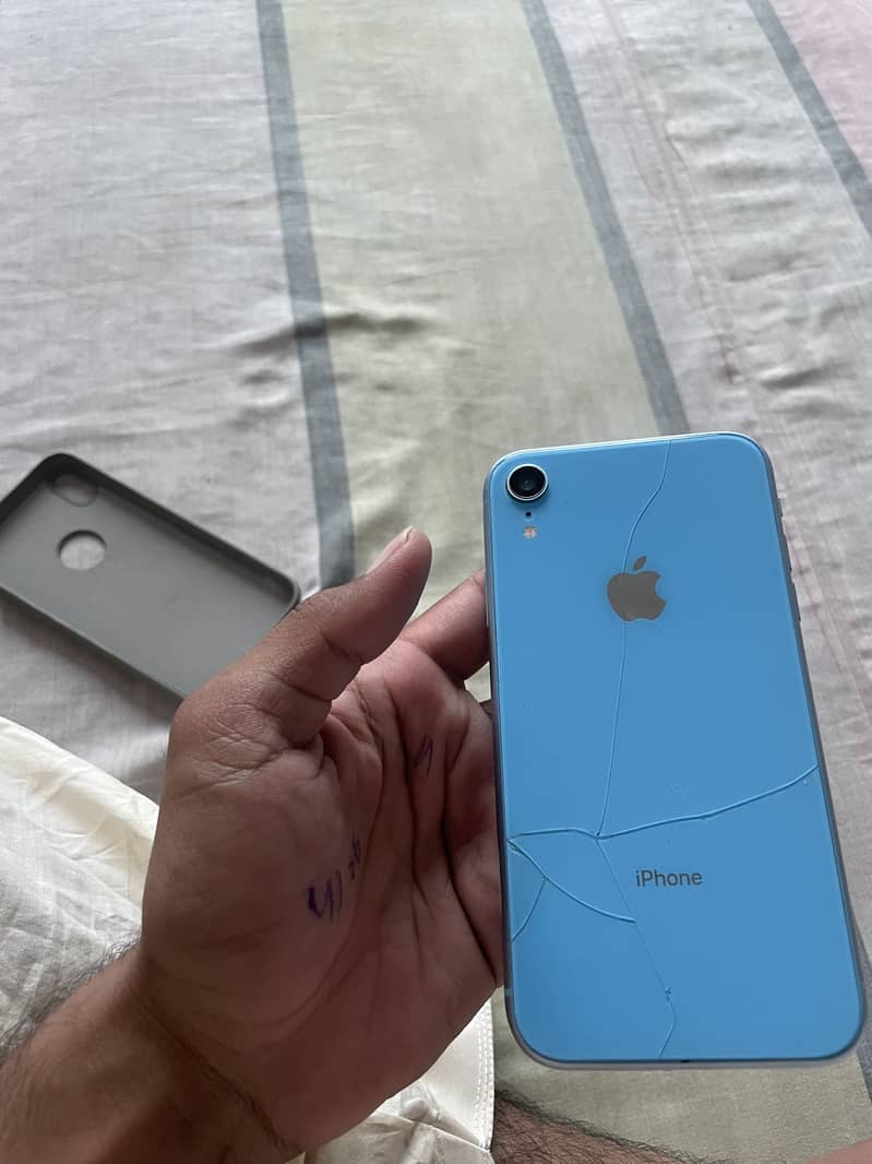 Iphone xr 12