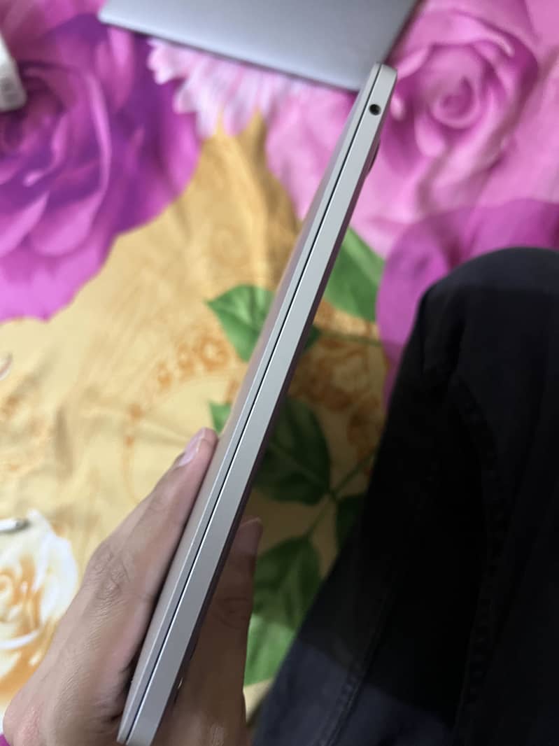 Macbook pro 2017 8