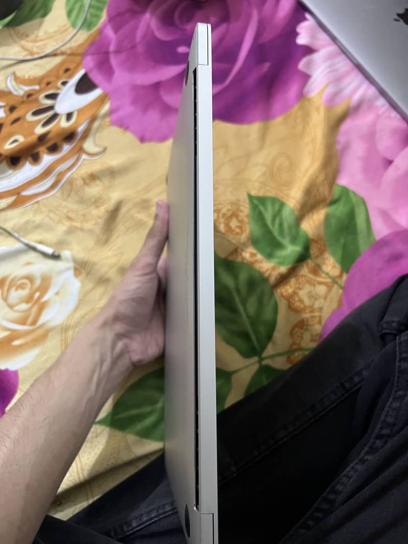 Macbook pro 2017 9