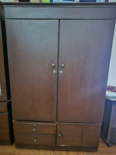 wooden wardrobe/ wooden cupboard