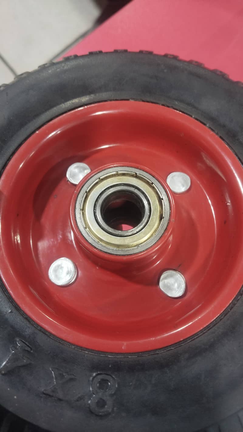 Practice Tyre + Tyre Frame 2