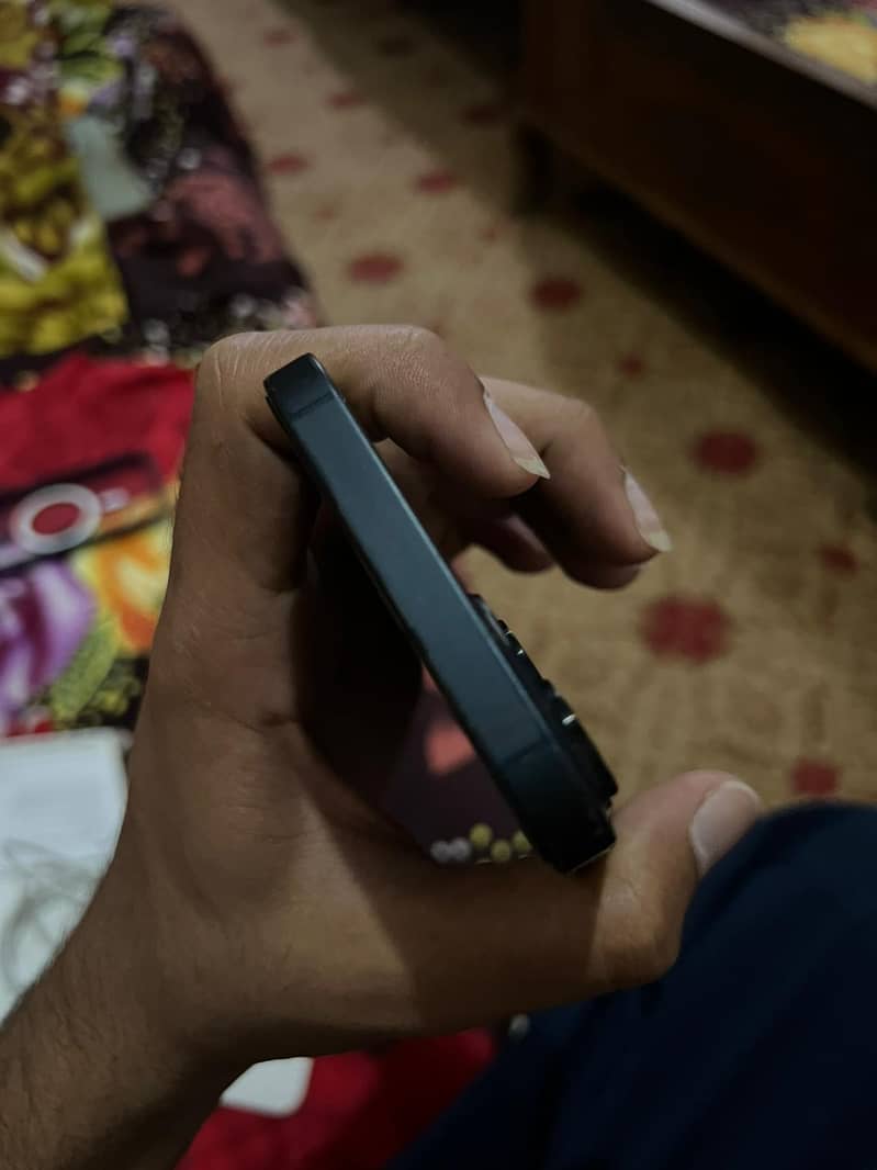 iphone 13 jv 3