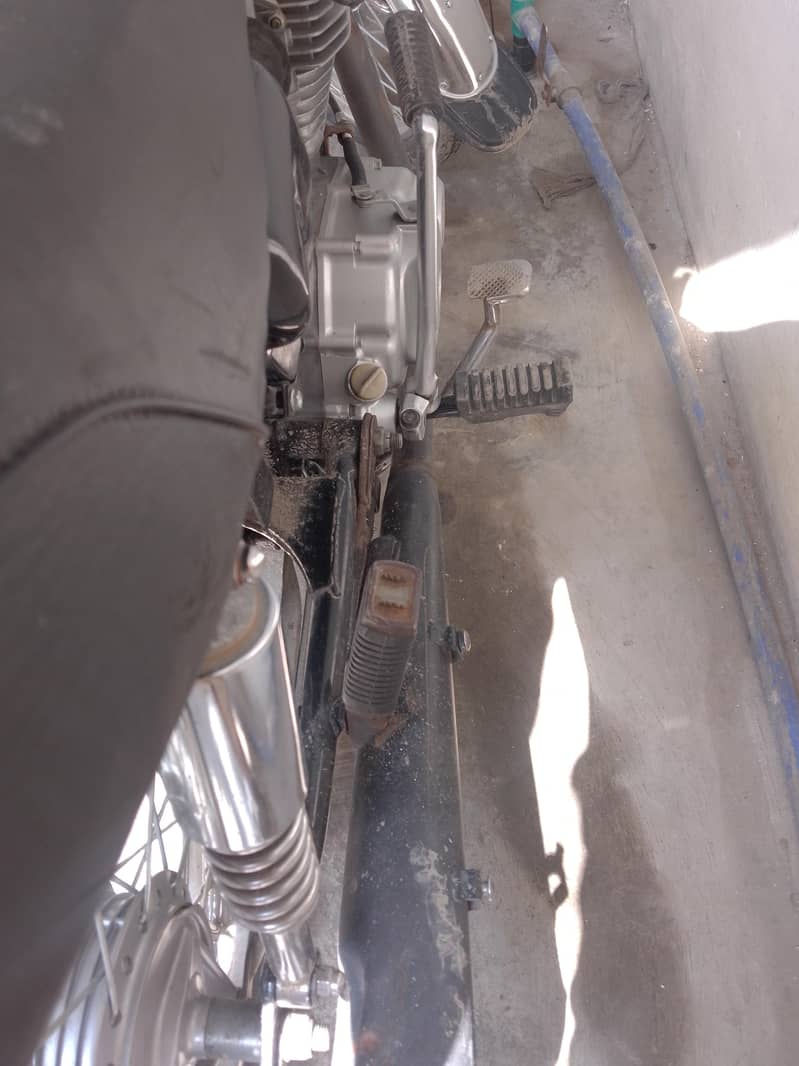 cg 125 0