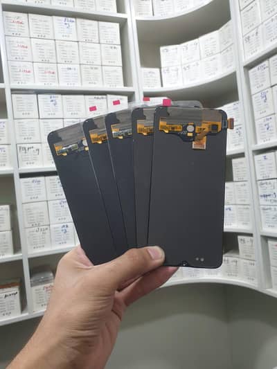 oppo vivo pixel samsung & one plus all models leds . . . . 03049999653