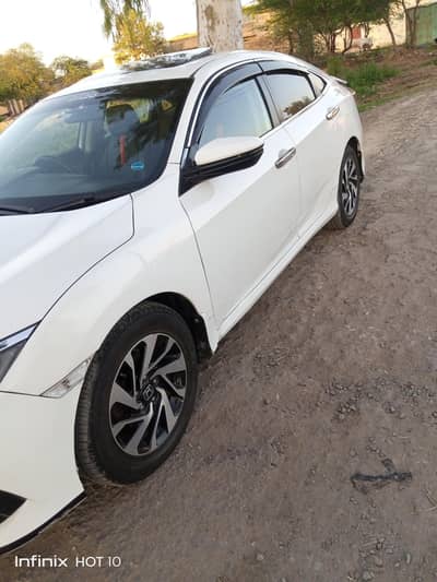 Honda civic 2018 model like new  home use neat and clean
