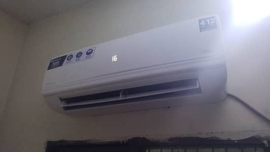 Dawlance Suave+ Inverter AC for Sale  Excellent Cooling Good Condition