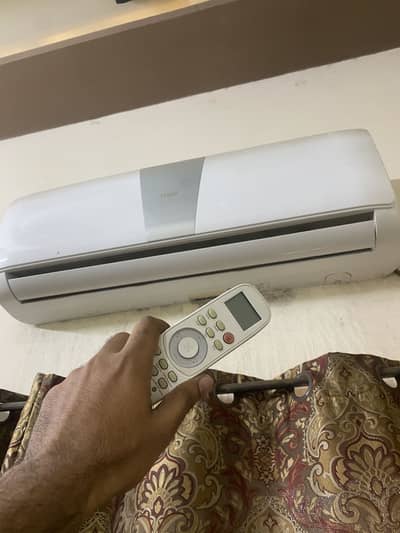 Simple Ac Ha 1.5 Bilkul New ha na open howa na repiar na use howa ha