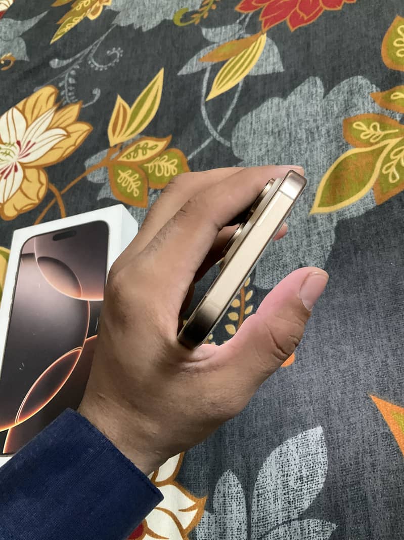 iPhone 16pro max 0