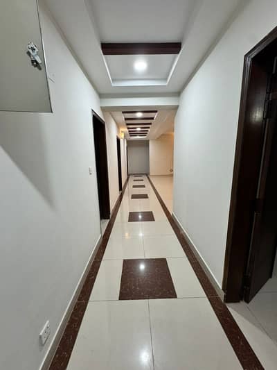 GROUND PARKING 3 BED APARTMENT AVAILABLE FOR RENT IN ASKARI 11 LAHORE CANTT