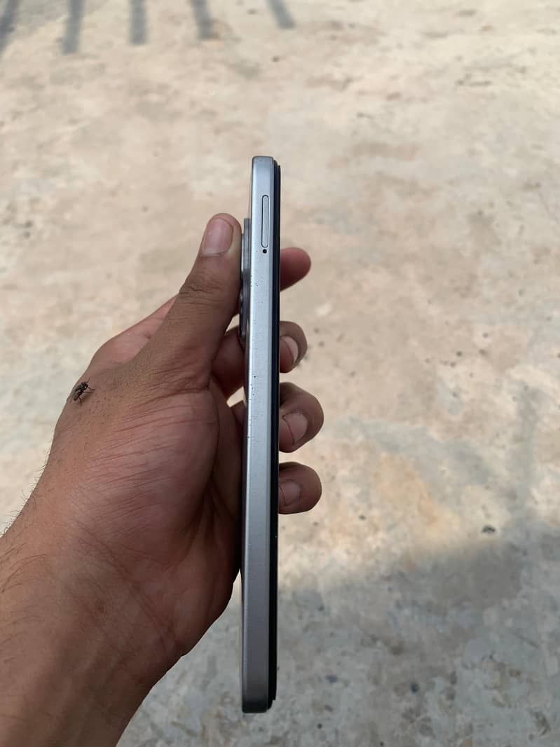 Infinix 4