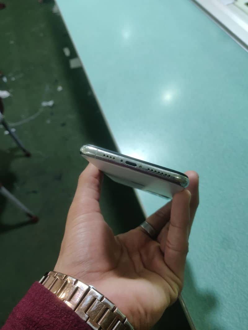 iphone 11 pro max 1