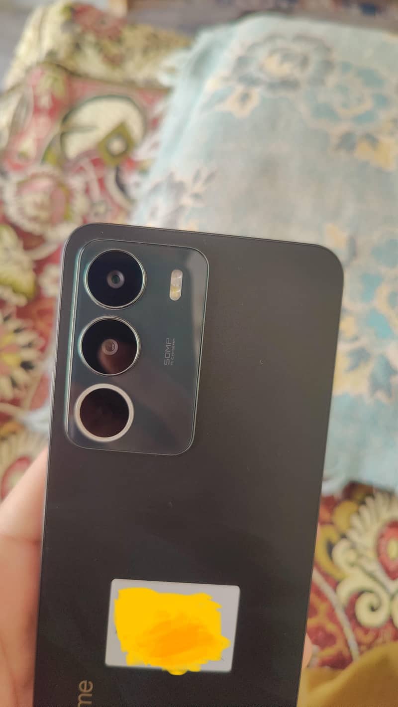 realme 0