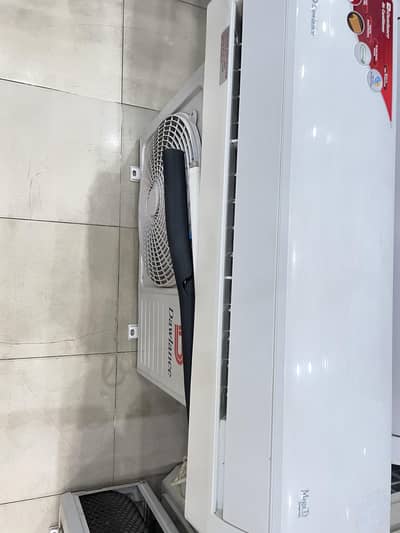 Dawlance inverter ac with T3  AMP lock  03176893044