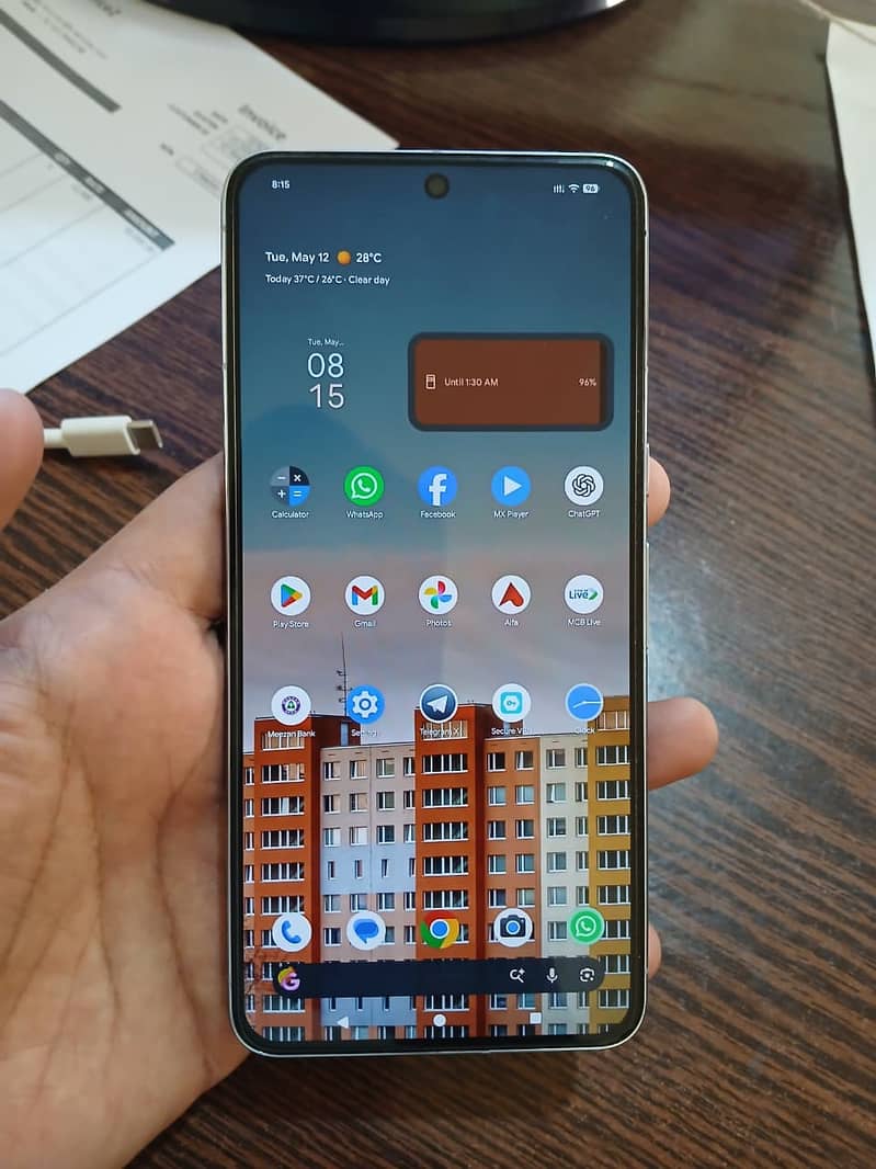 Google Pixel 8 Pro 1