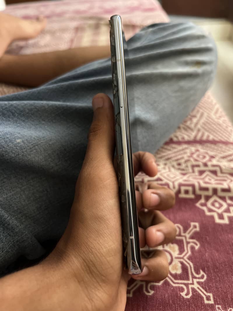 One plus 9pro 5g 1