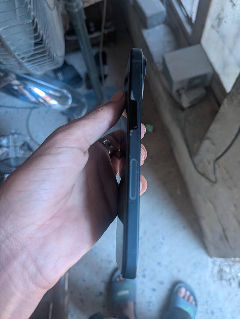 iphone 15 4