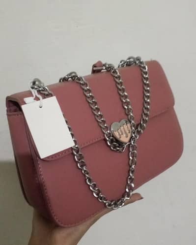 brand new pink chain cross bodybag|Heart lock|tag attached