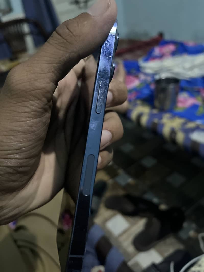 iphone 13 pro 4