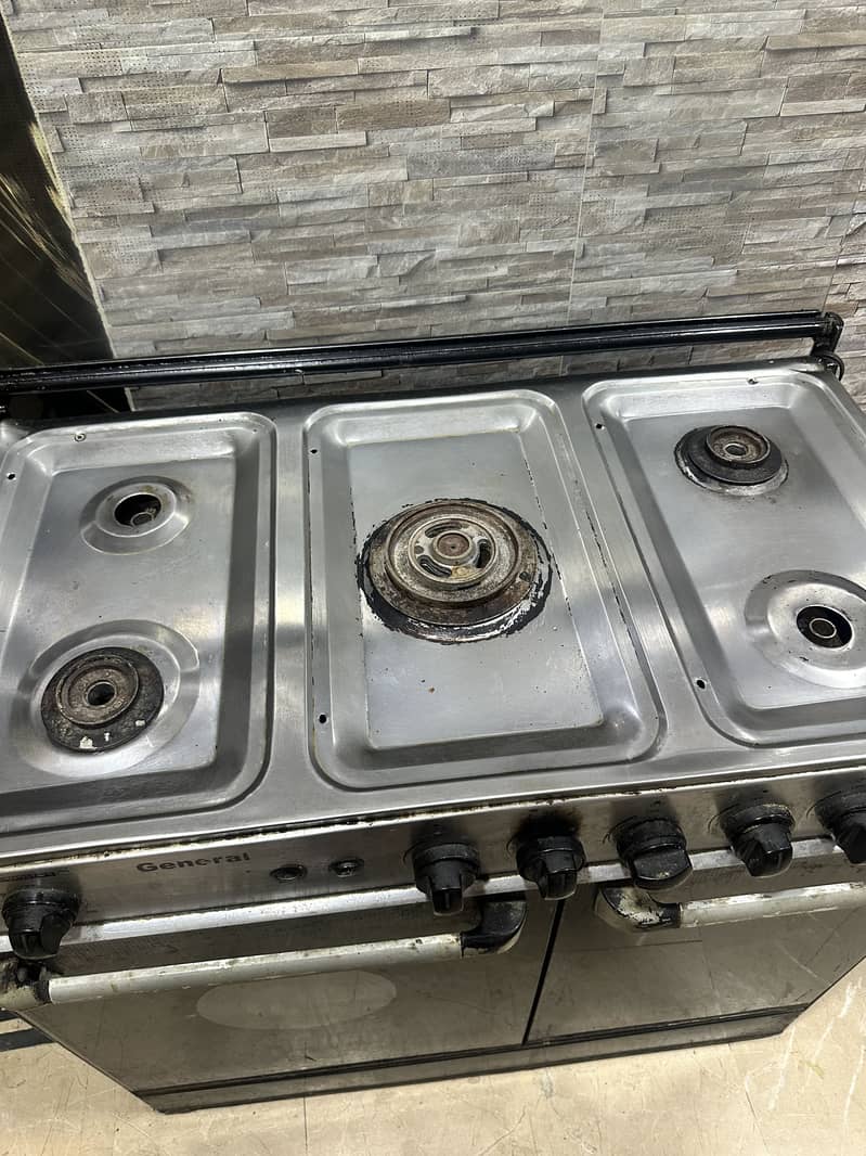 Baking oven 1