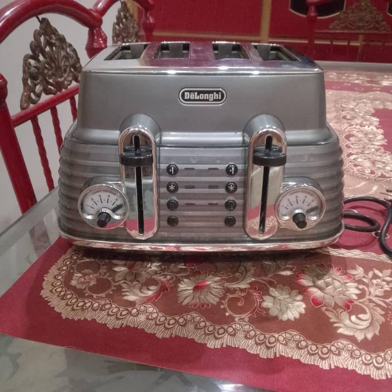 bread toaster 1