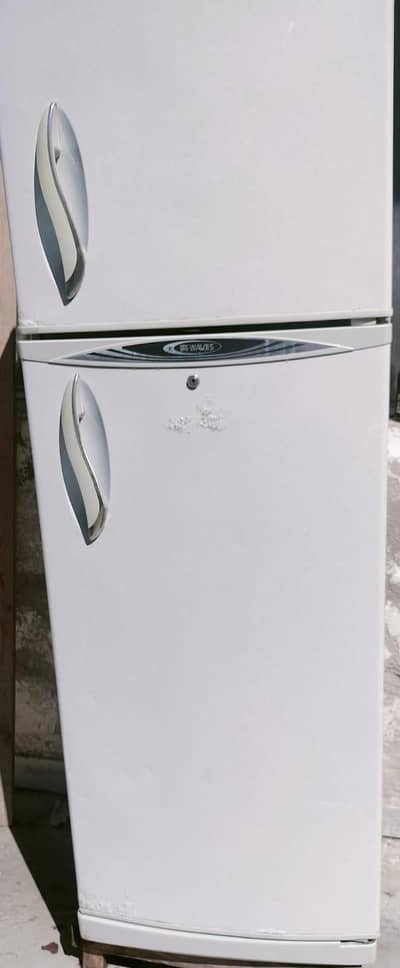 Waves Freezer Full size  Working condition 10/10
