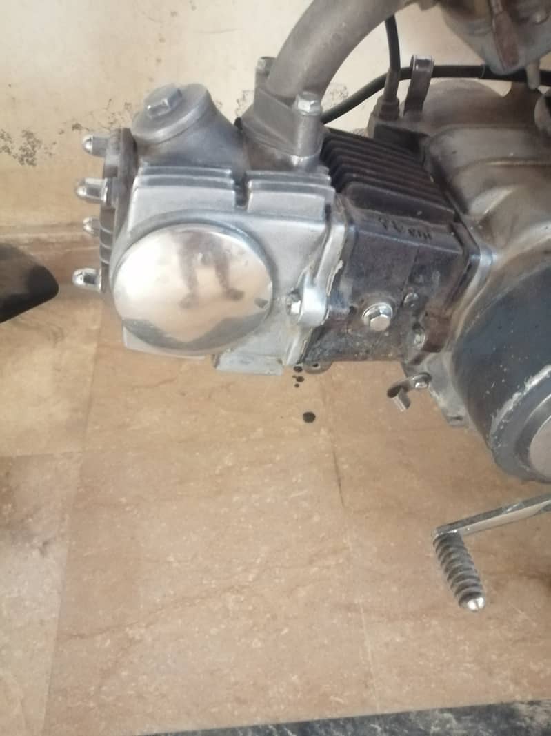 Hero 2013 Model 4