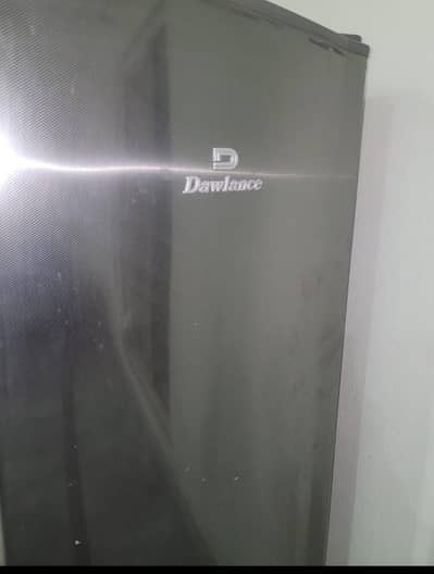 upright Dawlance freezer
