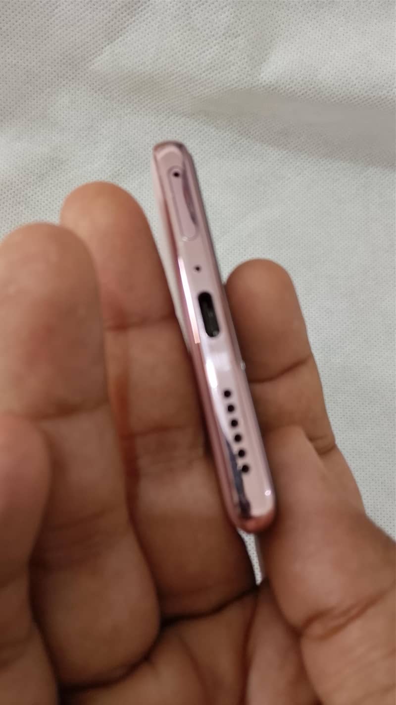 Infinix Zero 40 3