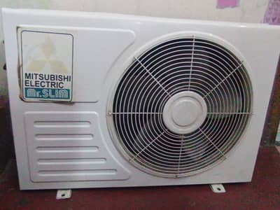 Mitsubishi AC 1.5 ton good condition 10/10 neat and clean