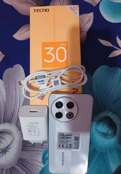 Tecno SPARK 30 Pro | 8/128 | 10/10 | With Box Charger